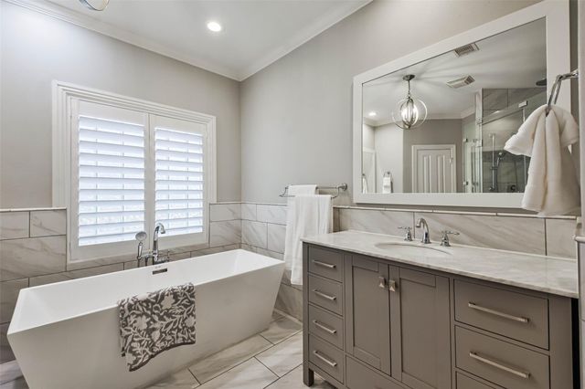 19022 Vantage View Lane, Houston, TX 77346