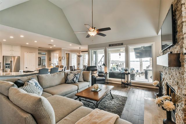 19022 Vantage View Lane, Houston, TX 77346