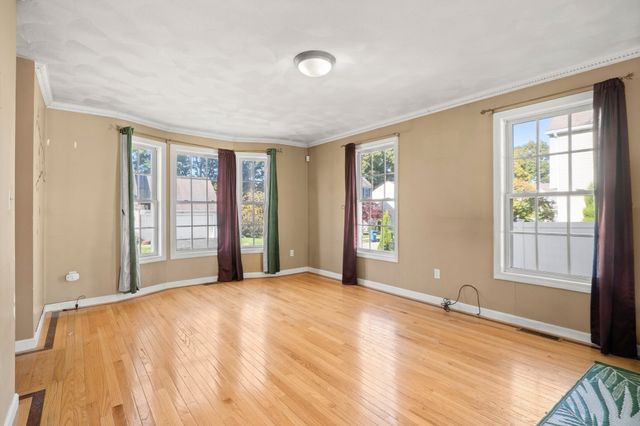 12 Wood Ln, Lawrence, MA 01843