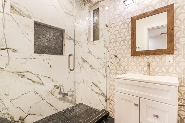 2429 Texas Plume Road, Cedar Hill, TX 75104