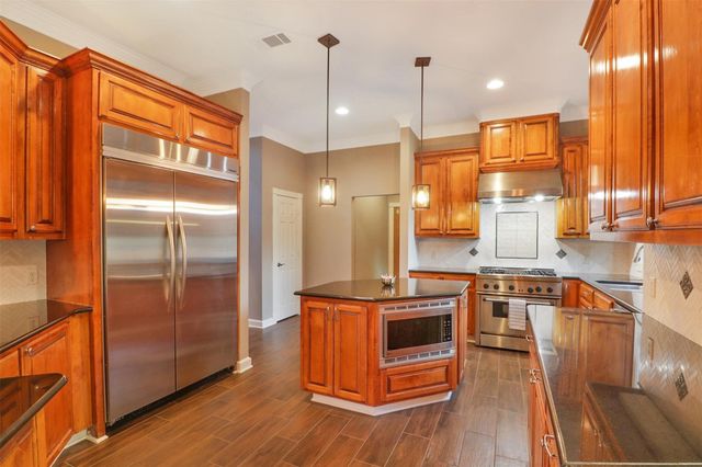 2429 Texas Plume Road, Cedar Hill, TX 75104