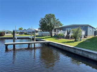 6852 MOUNT QUINCY DRIVE NE 351, St Petersburg, FL 33702