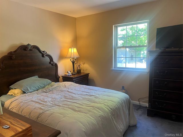 80 Excelsior Avenue, Middletown, NY 10940