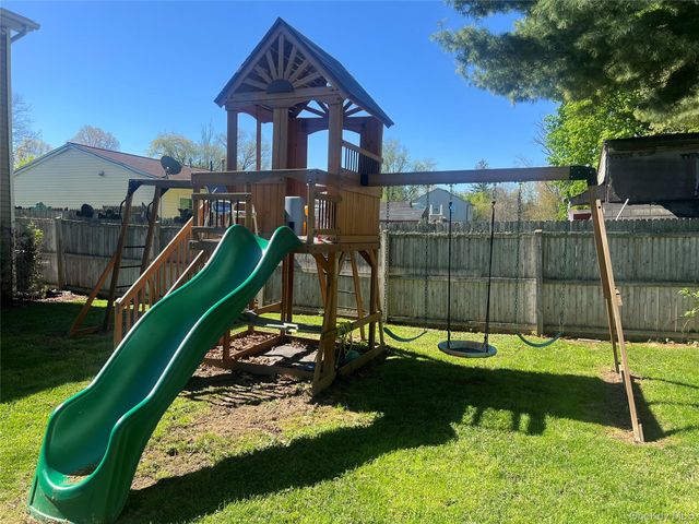 80 Excelsior Avenue, Middletown, NY 10940