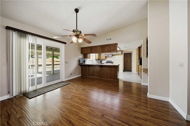 12820 E Avenue W13, Pearblossom, CA 93553