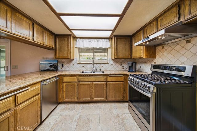 12820 E Avenue W13, Pearblossom, CA 93553