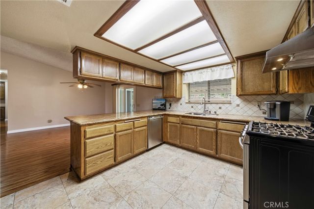 12820 E Avenue W13, Pearblossom, CA 93553