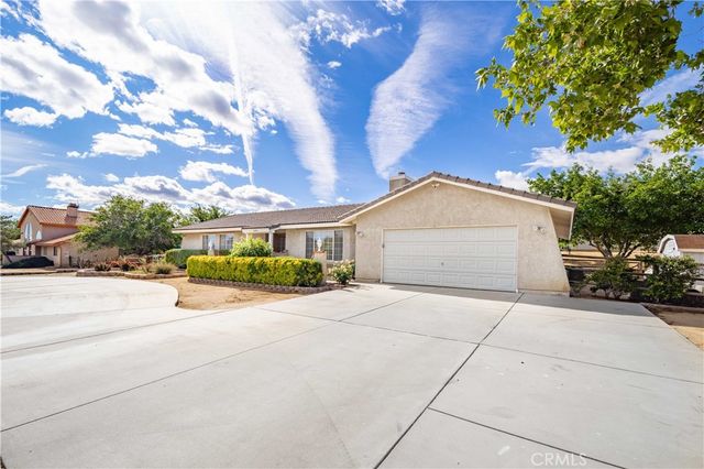 12820 E Avenue W13, Pearblossom, CA 93553