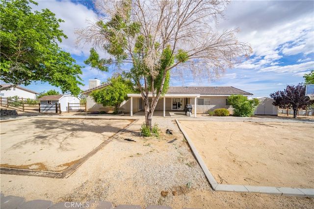 12820 E Avenue W13, Pearblossom, CA 93553