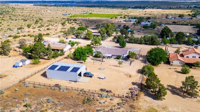 12820 E Avenue W13, Pearblossom, CA 93553