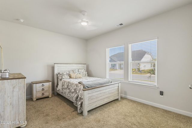 653 NW Blackthorne Circle NW, Calabash, NC 28467