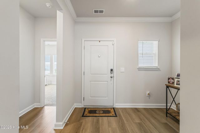 653 NW Blackthorne Circle NW, Calabash, NC 28467