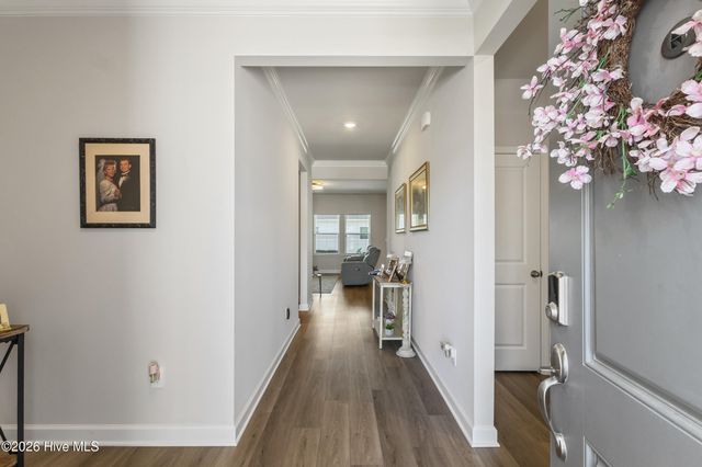 653 NW Blackthorne Circle NW, Calabash, NC 28467