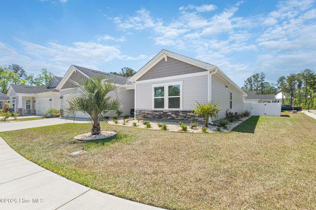 653 NW Blackthorne Circle NW, Calabash, NC 28467