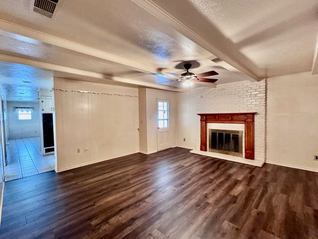 8108 Rush Street, Benbrook, TX 76116