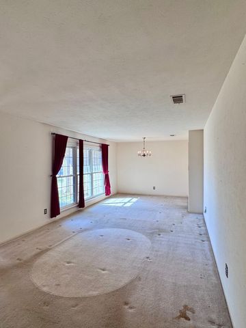 8108 Rush Street, Benbrook, TX 76116