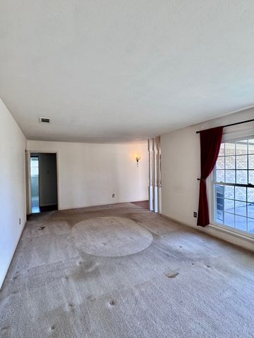 8108 Rush Street, Benbrook, TX 76116