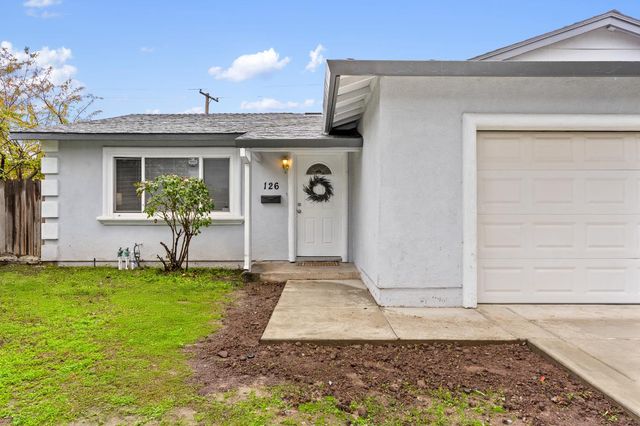 126 Barton Way, Sacramento, CA 95838