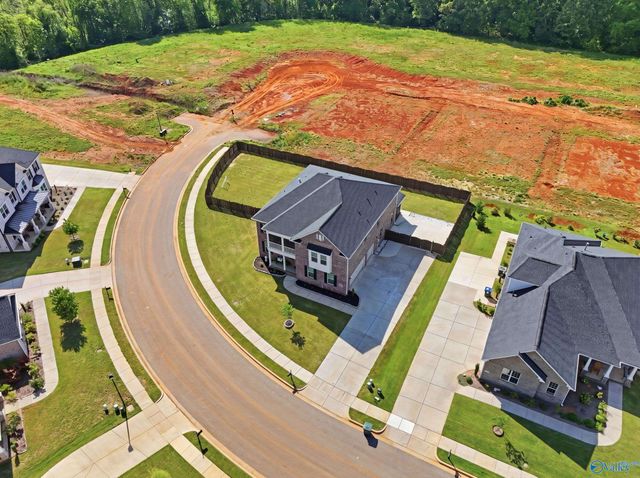 8129 Tupelo Gum Trace, Huntsville, AL 35802