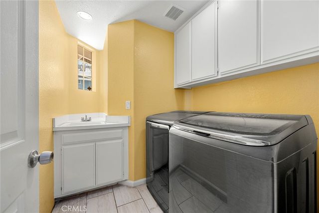 474 Bristol, Corona, CA 92879