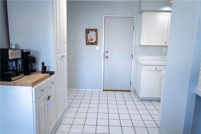 5050 Coldwater Canyon 102, Sherman Oaks, CA 91423