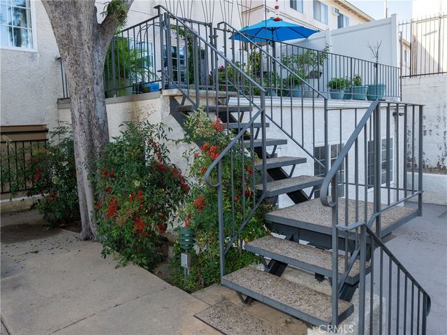 5050 Coldwater Canyon 102, Sherman Oaks, CA 91423