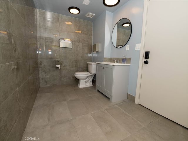 5050 Coldwater Canyon 102, Sherman Oaks, CA 91423