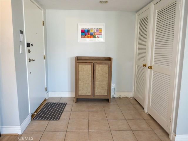 5050 Coldwater Canyon 102, Sherman Oaks, CA 91423