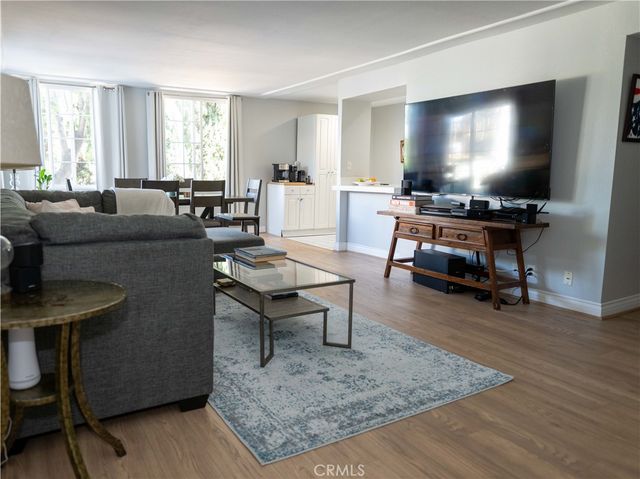 5050 Coldwater Canyon 102, Sherman Oaks, CA 91423