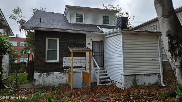 4003 W Market St, Louisville, KY 40212