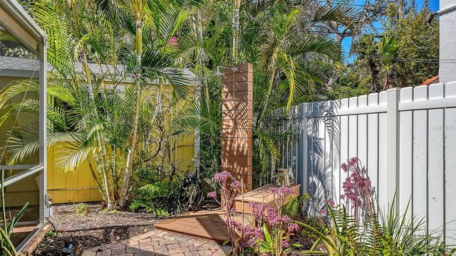 454 PALMETTO COURT, Venice, FL 34285