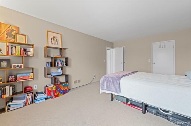 1969 Klingensmith Road, Bloomfield Hills, MI 48302