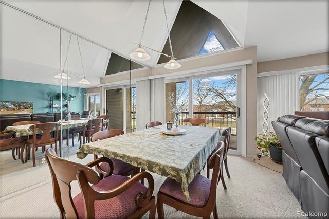 1969 Klingensmith Road, Bloomfield Hills, MI 48302