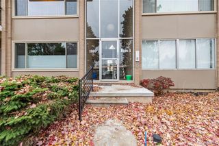 1969 Klingensmith Road, Bloomfield Hills, MI 48302