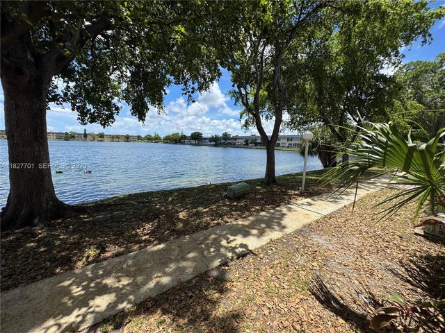 270 NE 191st Street 108, Miami, FL 33179