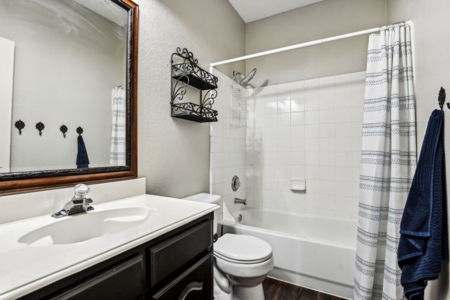 920 Mason Lane, Waxahachie, TX 75167
