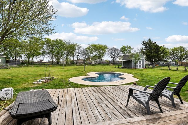 920 Mason Lane, Waxahachie, TX 75167