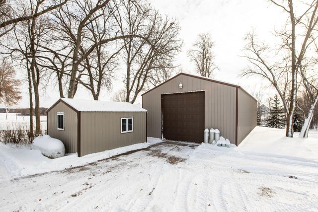 17395 State Highway 114, Starbuck, MN 56381