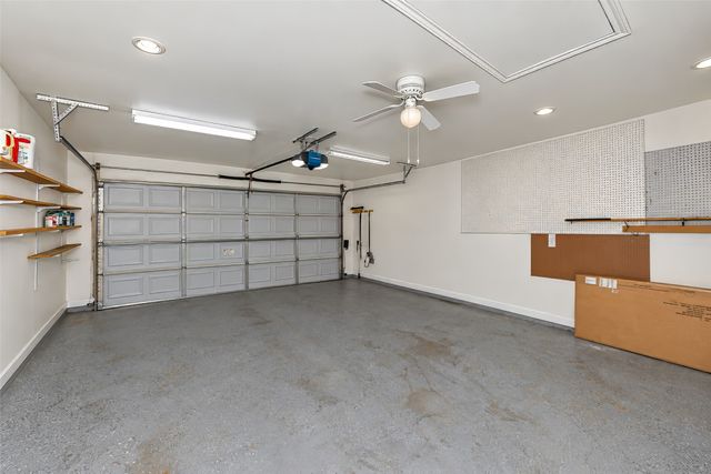 2941 Cresthaven Drive, Grapevine, TX 76051