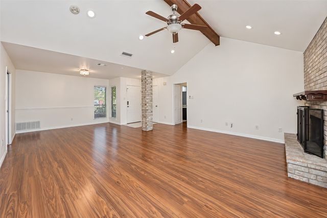 2941 Cresthaven Drive, Grapevine, TX 76051