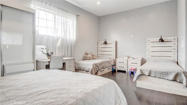 7945 Woodman Avenue, Panorama City, CA 91402
