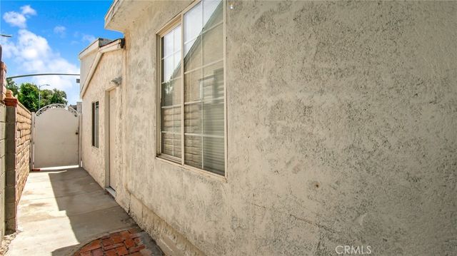 7945 Woodman Avenue, Panorama City, CA 91402