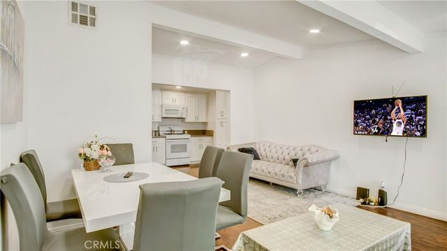 7945 Woodman Avenue, Panorama City, CA 91402