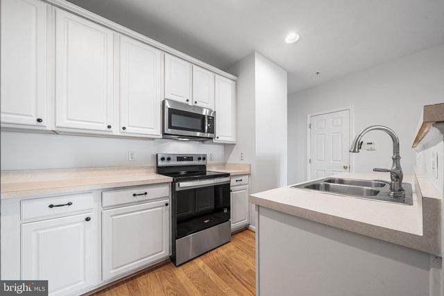 42260 BLACK ROCK TER, Aldie, VA 20105