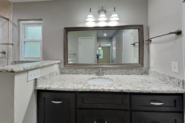 8110 Renmark Lane, Houston, TX 77070