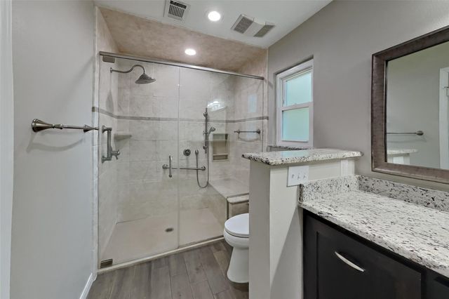 8110 Renmark Lane, Houston, TX 77070