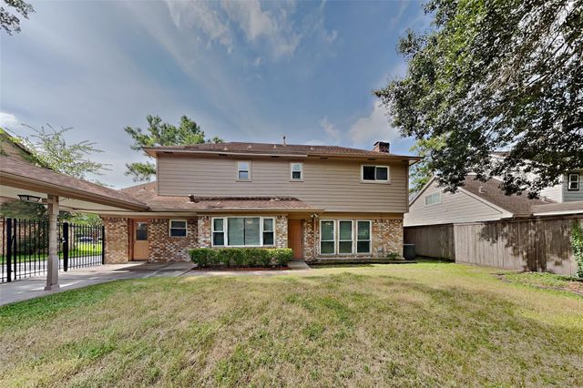 8110 Renmark Lane, Houston, TX 77070