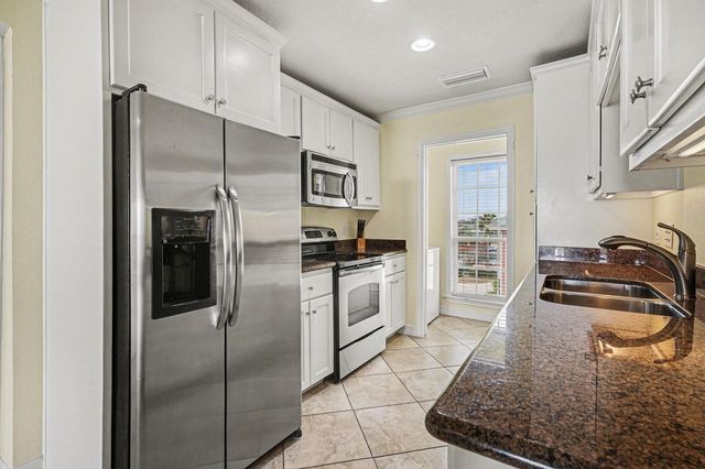 7000 Seawall Boulevard 1038, Galveston, TX 77551