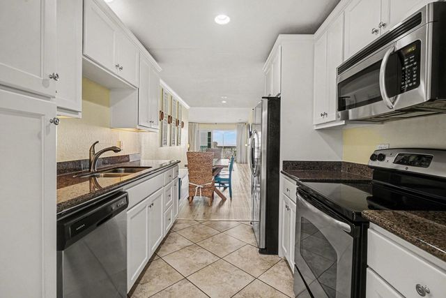 7000 Seawall Boulevard 1038, Galveston, TX 77551