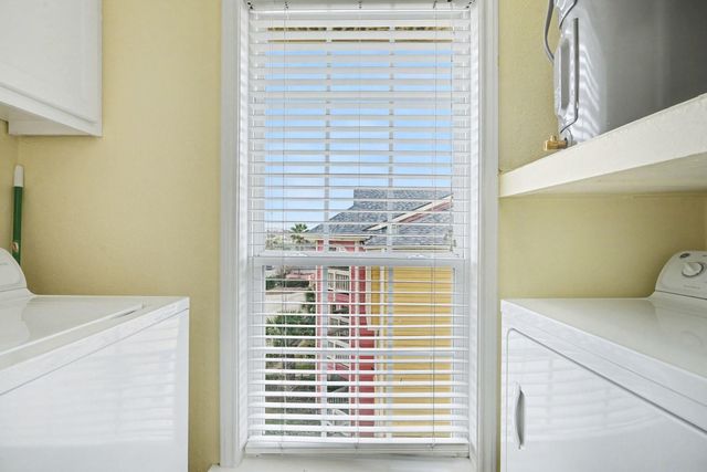 7000 Seawall Boulevard 1038, Galveston, TX 77551